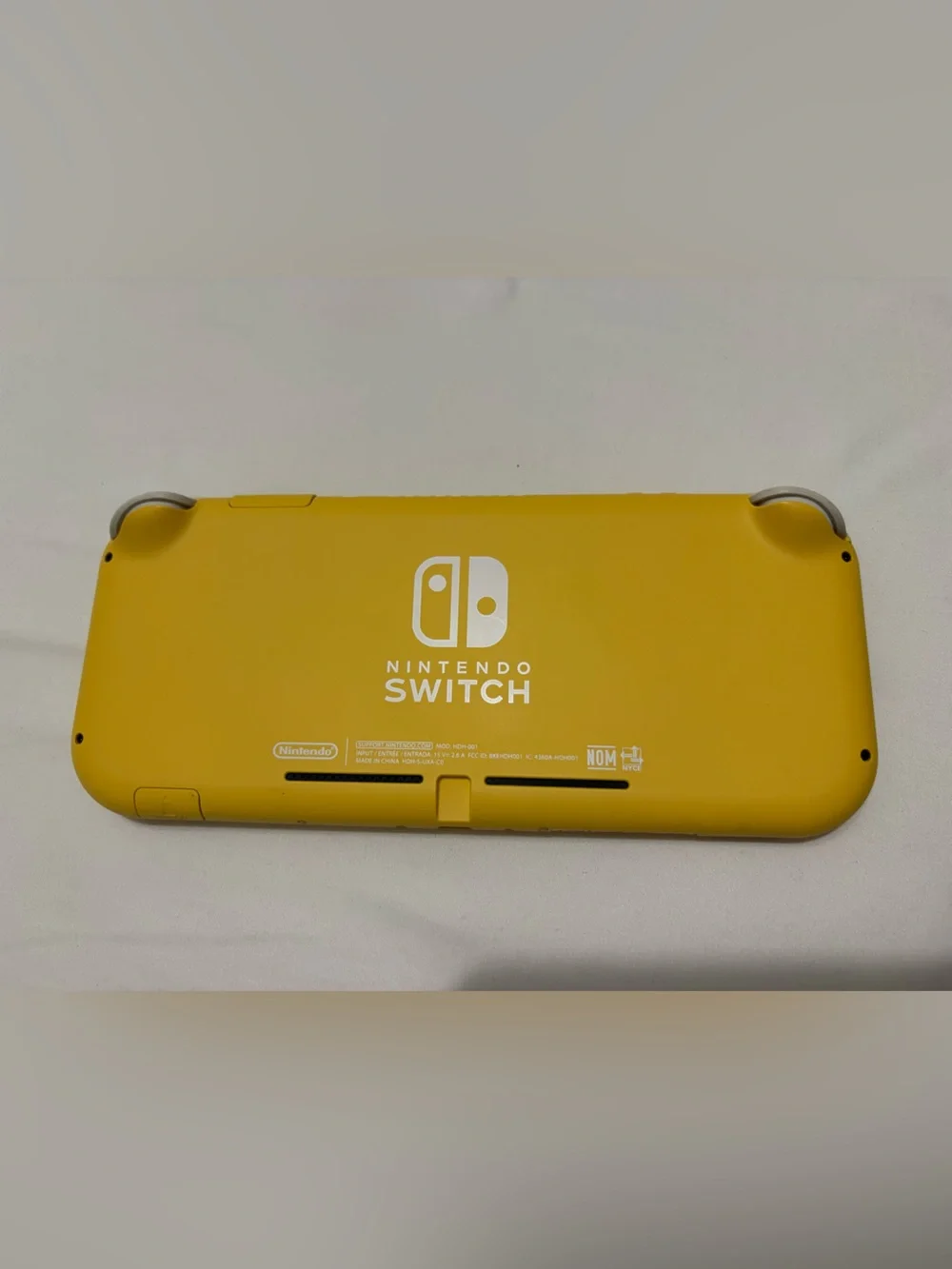 Nintendo Switch Yellow
